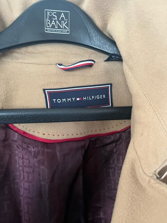 Tommy Hilfiger Tan Double-Breasted Wool Coat with Burgundy Lining - Picture 13 of 13